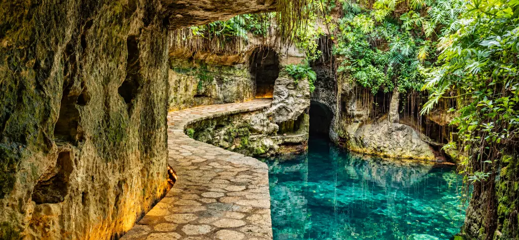 Cenotes Hacienda Mucuyché